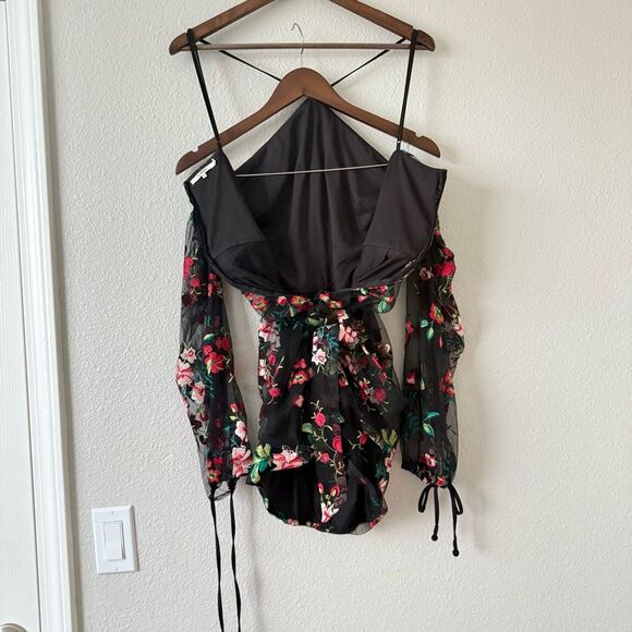 Tularosa Revolve Black Floral Embroidered Cali Mini Dress size Small - Picture 6 of 15